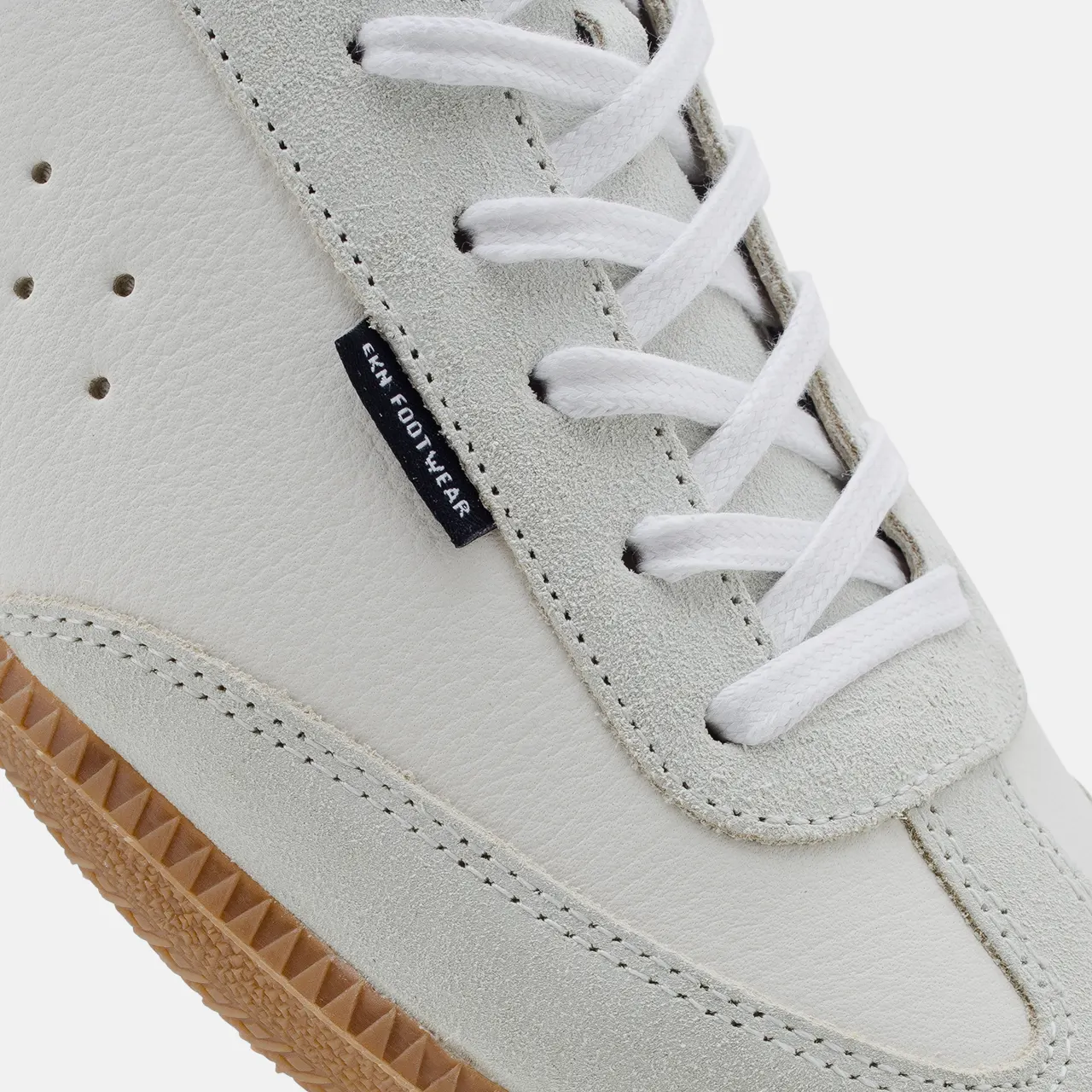 Klassicher Sneaker aus hochwertigem Leder | ekn footwear