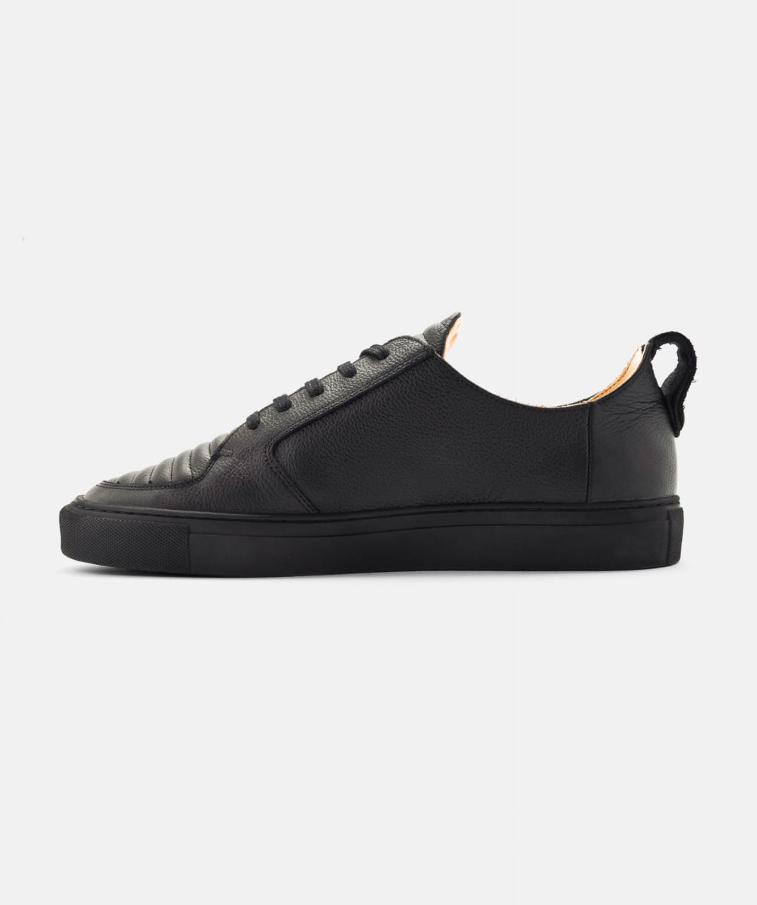 Argan Low All Black